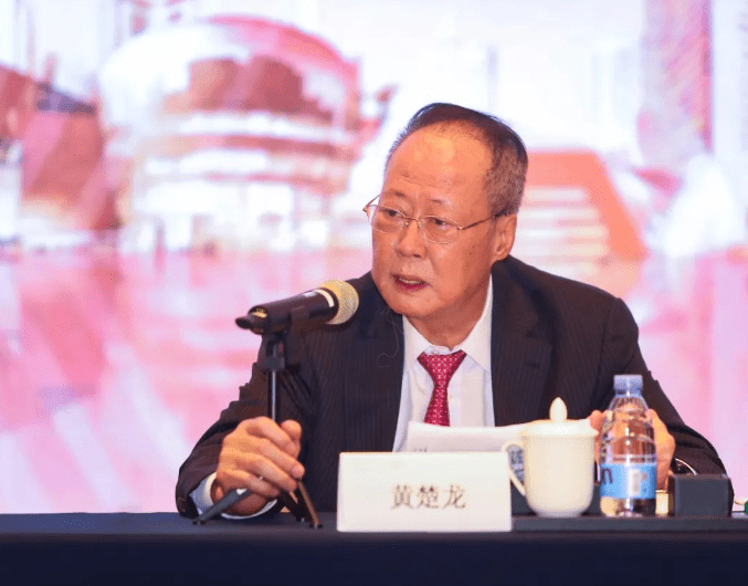黄楚龙：星河要做500年<strong></p>
<p>民国法币500</strong>，不做500强