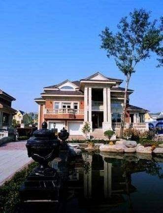 3000万网民币！张艺谋急售无锡临湖别墅<strong></p>
<p>恒币网</strong>，不要错过