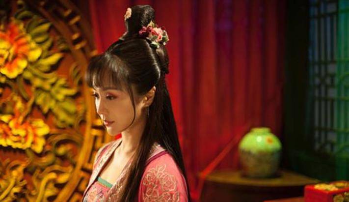 古代逛一次青楼需要多少钱？换算成人民币<strong></p>
<p>双期币多少钱</strong>，你肯定想不到