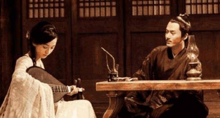 古代逛一次青楼需要多少钱？换算成人民币<strong></p>
<p>双期币多少钱</strong>，你肯定想不到
