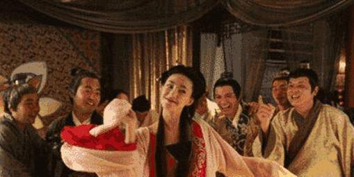 古代去一次青楼要花多少钱<strong></p>
<p>双期币多少钱</strong>？如果换算成人民币呢？看完涨知识了