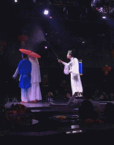 搞笑GIF：这应该是红烧猪蹄的最高境界<strong></p>
<p>炒币吧</strong>，应该是用地沟油炒的吧