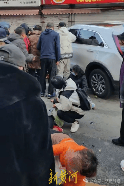 一车辆冲进沈阳网红早市撞倒多人<strong></p>
<p>可转换债券交易费用</strong>，警方透露：约10人受伤，涉事司机被控制