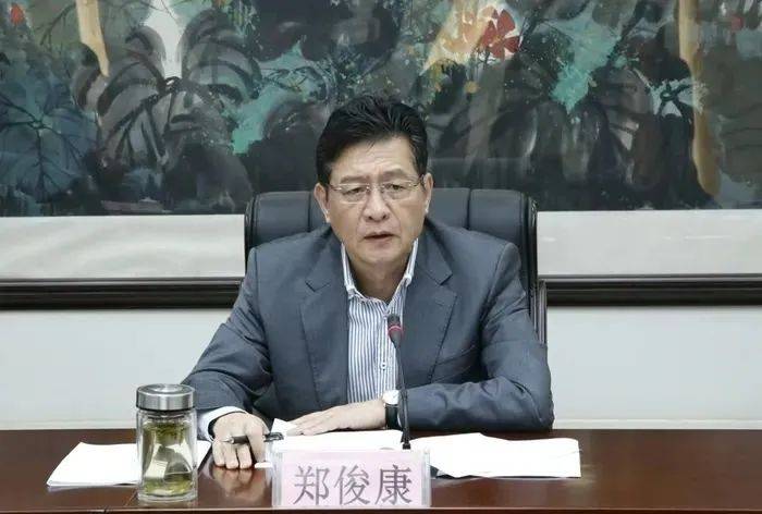 两任市委书记相继落马<strong></p>
<p>公司债券交易规则</strong>，“政绩工程”将被拆除
