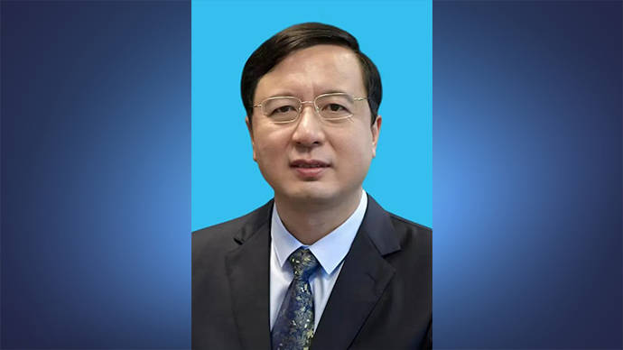 教育部副部长陈杰出任哈工大党委书记<strong></p>
<p>多货币对冲循环交易</strong>，曾任同济大学校长