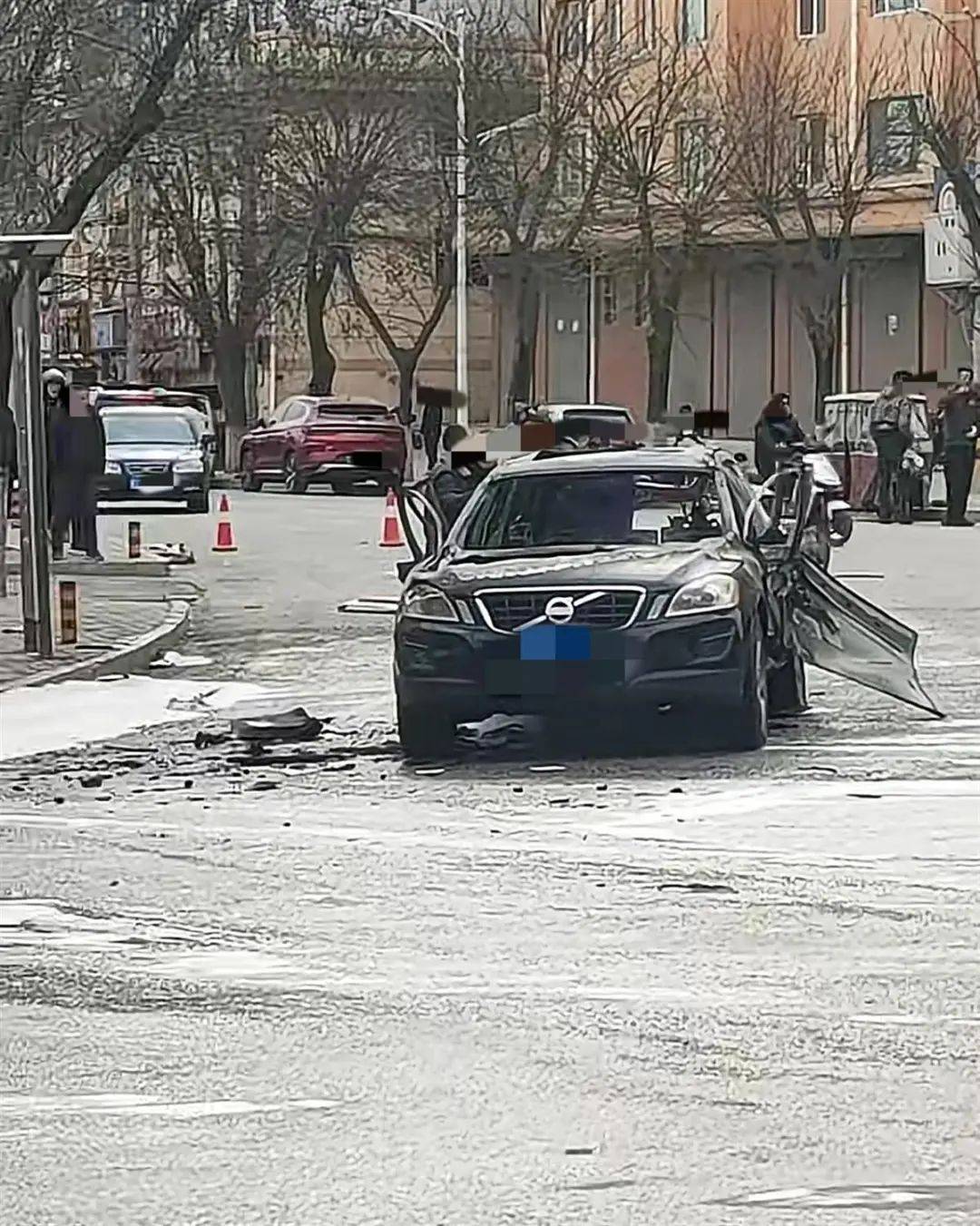 陕西一越野车爆炸起火<strong></p>
<p>交易指数计算方式</strong>，车主身亡，官方通报：排除刑案，疑因所载液化气瓶泄漏引发