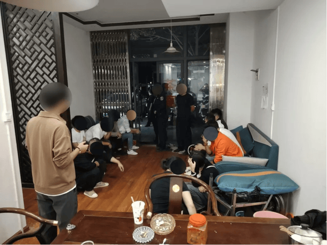 昆明警方披露：多人聚集<strong></p>
<p>货币是否具有价值</strong>，竟然在干这件事，被“一锅端”！现场曝光……