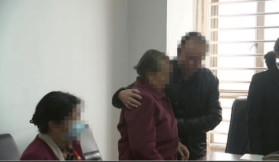 九旬老太赠房给二儿子后反悔：他找了一个女朋友<strong></p>
<p>可以对冲的货币对</strong>，自己备受冷落