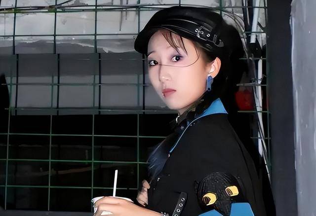 17岁少女神似林黛玉<strong></p>
<p>交易货币511690</strong>，艺考惊艳评委，网友惊呼：陈晓旭重生！