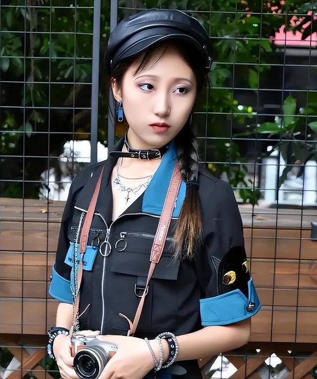 17岁少女神似林黛玉<strong></p>
<p>交易货币511690</strong>，艺考惊艳评委，网友惊呼：陈晓旭重生！