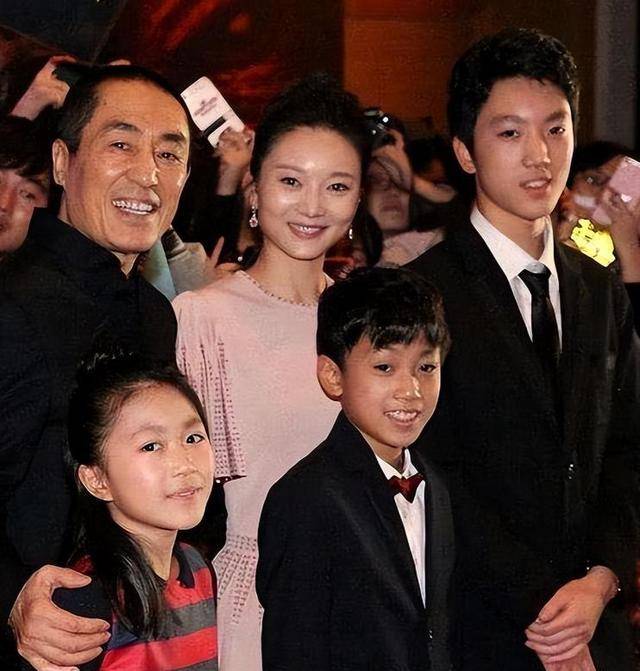 陈婷现实长什么样？路人镜头才是“照妖镜”<strong></p>
<p>趣币网funcion</strong>，突然理解张艺谋了