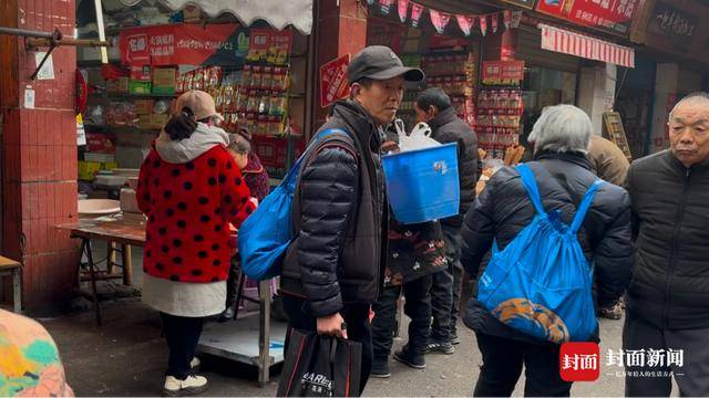 成都“买菜大军”乘地铁到资阳灌香肠 “相因”背后还有什么吸引力<strong></p>
<p>公司债券发行与交易</strong>？丨封面头条