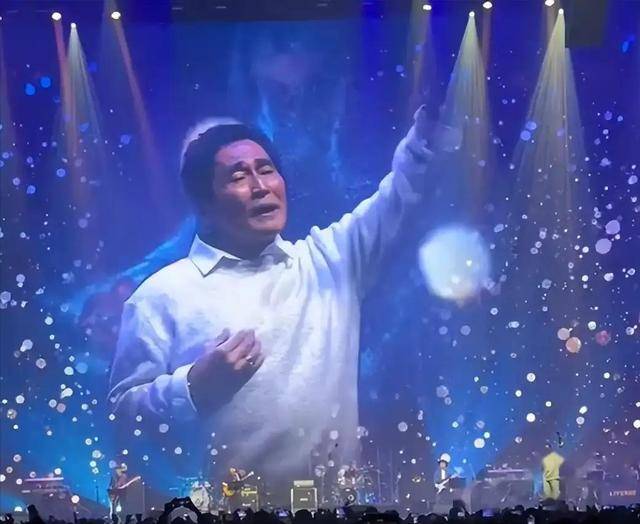 64岁齐秦演唱会反复伸话筒<strong></p>
<p>自动计算软件app</strong>，观众：如果不差钱就好好在家养老吧