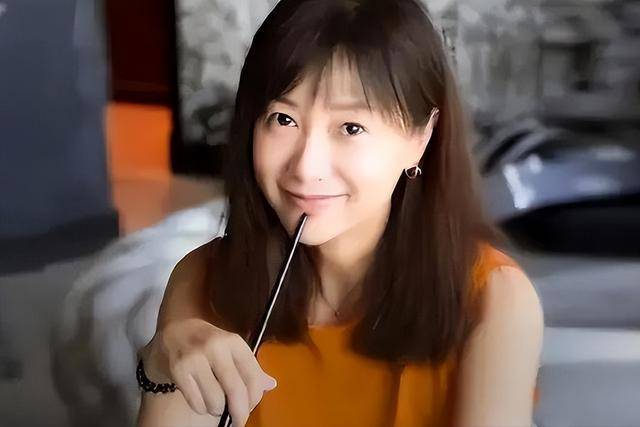 万万没想到<strong></p>
<p>自动计算软件app</strong>，“丁克”了半辈子的徐静蕾，如今却成了人生赢家