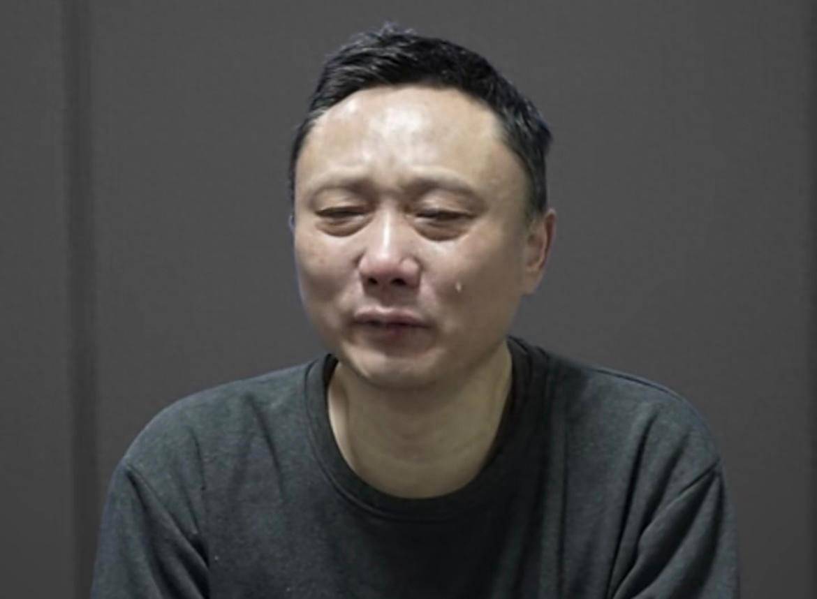 “就是太想当官”<strong></p>
<p>coinall币全</strong>，曾任贵阳市副市长的他，流泪忏悔