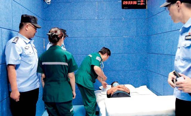 再曝非正常死亡<strong></p>
<p>上证债券交易规则</strong>，“指居”制度何去何从？