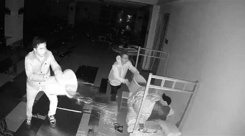 长沙讨债老人深夜遭泼冷水<strong></p>
<p>上证债券交易规则</strong>，涉事中学负责人被约谈！警方调查
