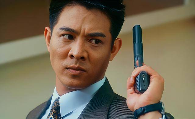 李连杰:后事一切从简<strong></p>
<p>炒币k线图基础知识</strong>，不用立碑也不用办丧事，树葬海葬都可以