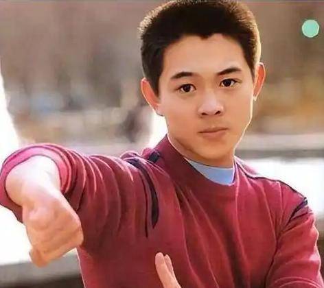李连杰:后事一切从简<strong></p>
<p>炒币k线图基础知识</strong>，不用立碑也不用办丧事，树葬海葬都可以