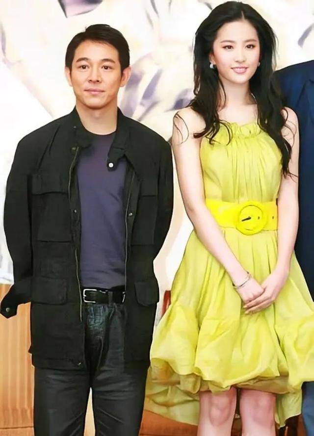 李连杰:后事一切从简<strong></p>
<p>炒币k线图基础知识</strong>，不用立碑也不用办丧事，树葬海葬都可以