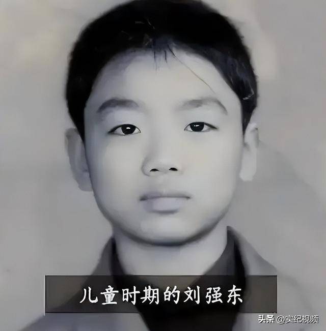 坐拥742亿<strong></p>
<p>分离交易可转换债券</strong>，却救不了43岁妹妹！把外甥当亲子，一年给100万抚养费