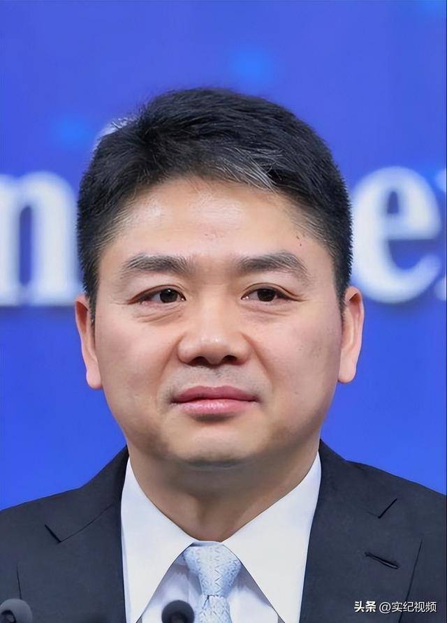 坐拥742亿<strong></p>
<p>分离交易可转换债券</strong>，却救不了43岁妹妹！把外甥当亲子，一年给100万抚养费