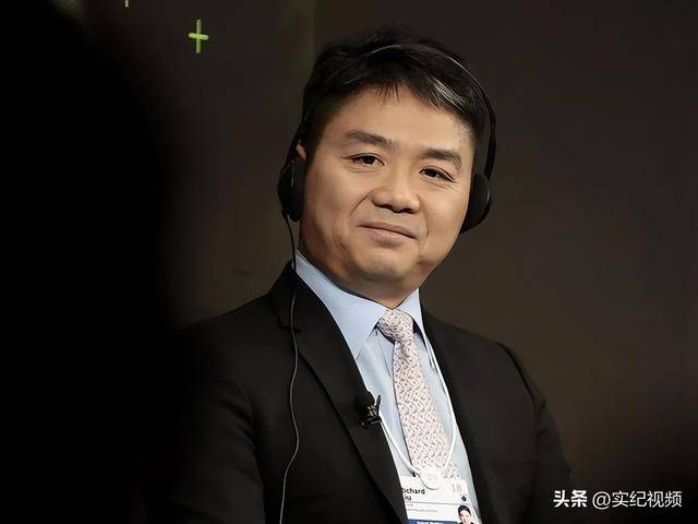 坐拥742亿<strong></p>
<p>分离交易可转换债券</strong>，却救不了43岁妹妹！把外甥当亲子，一年给100万抚养费