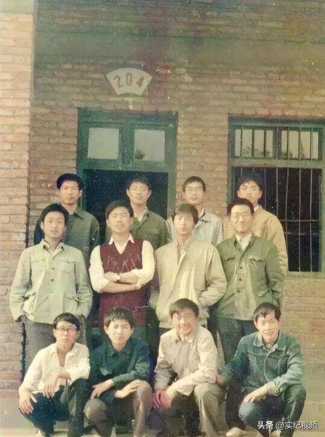 坐拥742亿<strong></p>
<p>分离交易可转换债券</strong>，却救不了43岁妹妹！把外甥当亲子，一年给100万抚养费