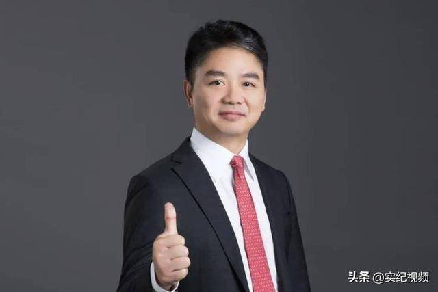 坐拥742亿<strong></p>
<p>分离交易可转换债券</strong>，却救不了43岁妹妹！把外甥当亲子，一年给100万抚养费