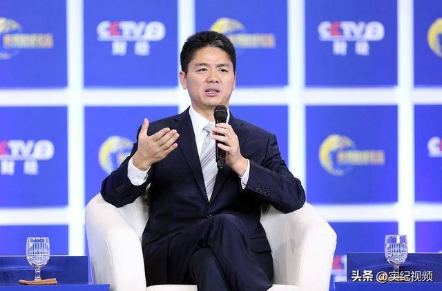 坐拥742亿<strong></p>
<p>分离交易可转换债券</strong>，却救不了43岁妹妹！把外甥当亲子，一年给100万抚养费