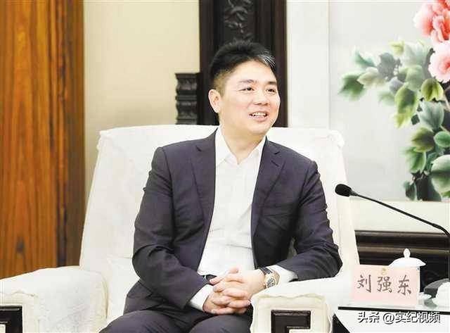 坐拥742亿<strong></p>
<p>分离交易可转换债券</strong>，却救不了43岁妹妹！把外甥当亲子，一年给100万抚养费