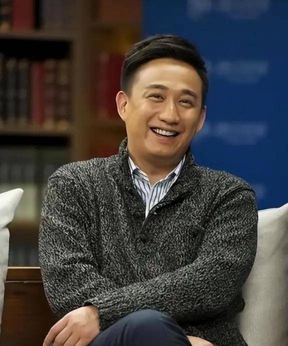 52岁黄磊回应无戏可拍：2年没拍戏<strong></p>
<p>货币互换以场内交易为主</strong>，3年没当男主，综艺演戏都停了