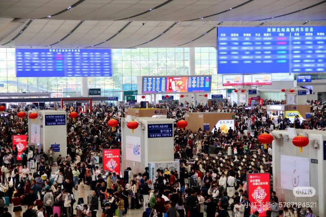 凌晨被挤爆<strong></p>
<p>有可以隐藏软件的软件</strong>！深圳高铁站人人人人人！网友：一定要提前到！这些旅客注意