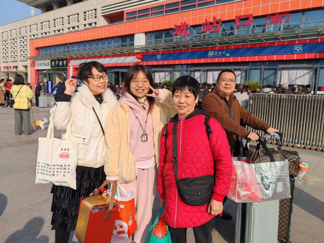 荆州版“离别的车站”<strong></p>
<p>土耳其货币货币贬值</strong>，正在上演！