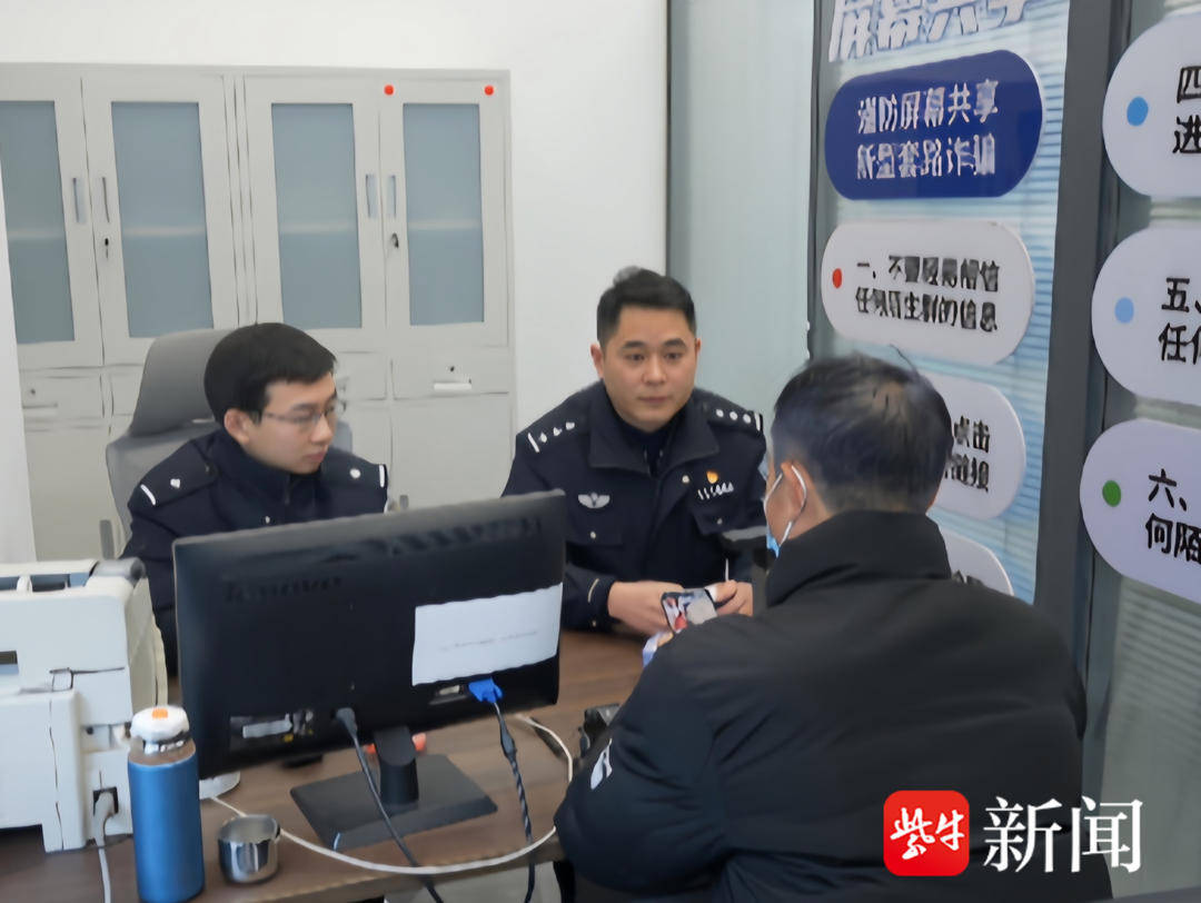 男子一次性买了166张千元面值的大润发购物卡<strong></p>
<p>ccr机器人自动炒币</strong>，还把卡号和密码发给了骗子......