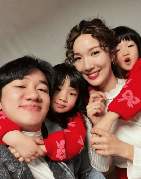 王祖蓝突然宣布：10年婚姻要结束<strong></p>
<p>母币比普通币贵多少</strong>了