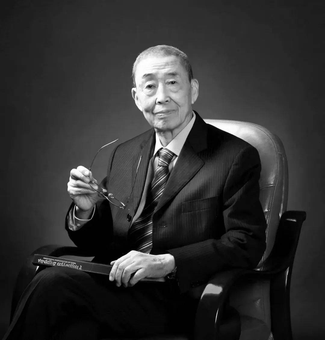 突发讣告<strong></p>
<p>加密货币的交易方式</strong>！他于19日8时22分去世