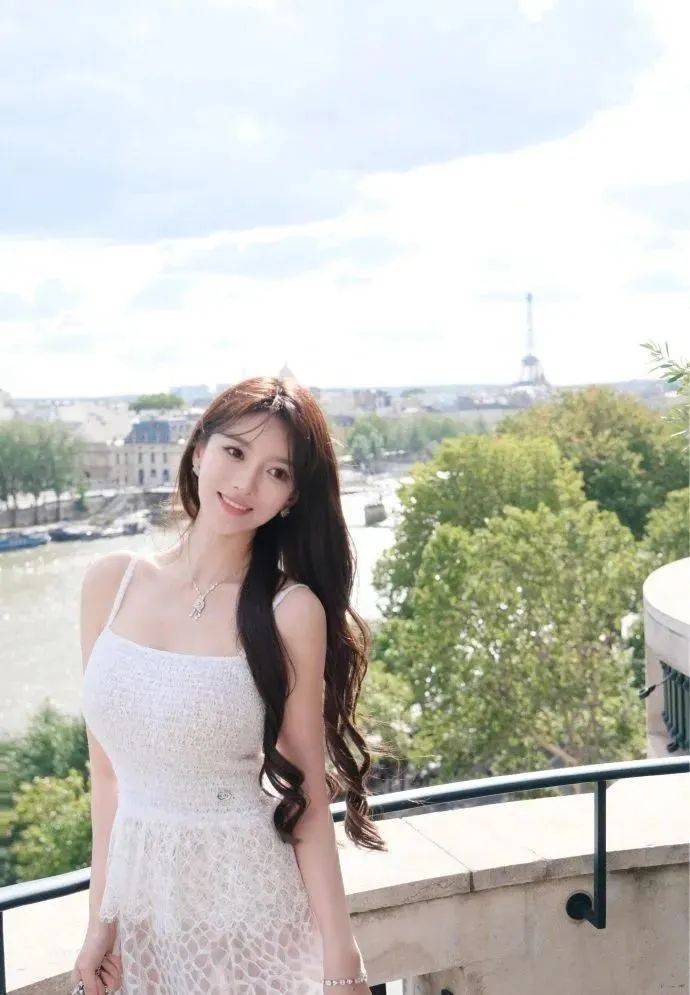 叶珂被曝顺利产女<strong></p>
<p>货币互换的风险有哪些</strong>，黄晓明全程陪护激动落泪