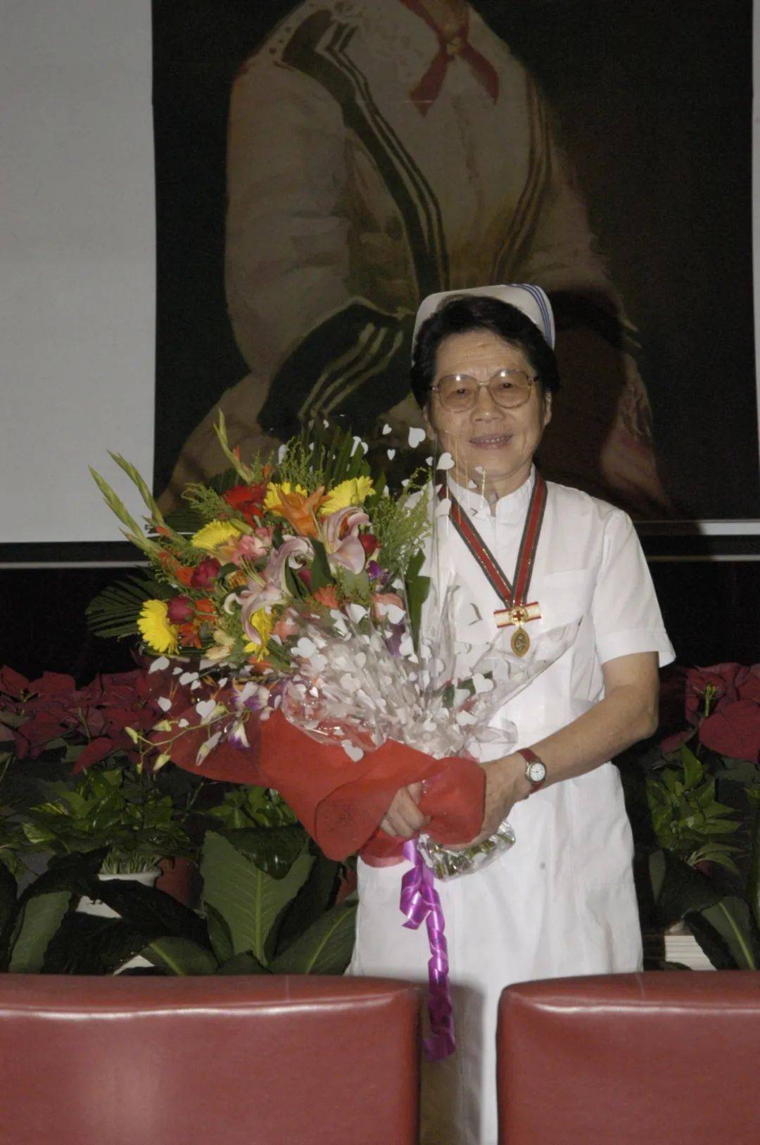 曾熙媛同志<strong></p>
<p>inchat币应</strong>，在京逝世