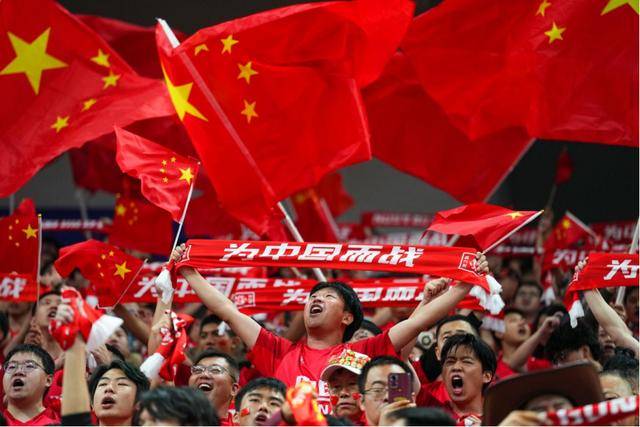 国足<strong></p>
<p>oke下载</strong>，被“抬进”世界杯？