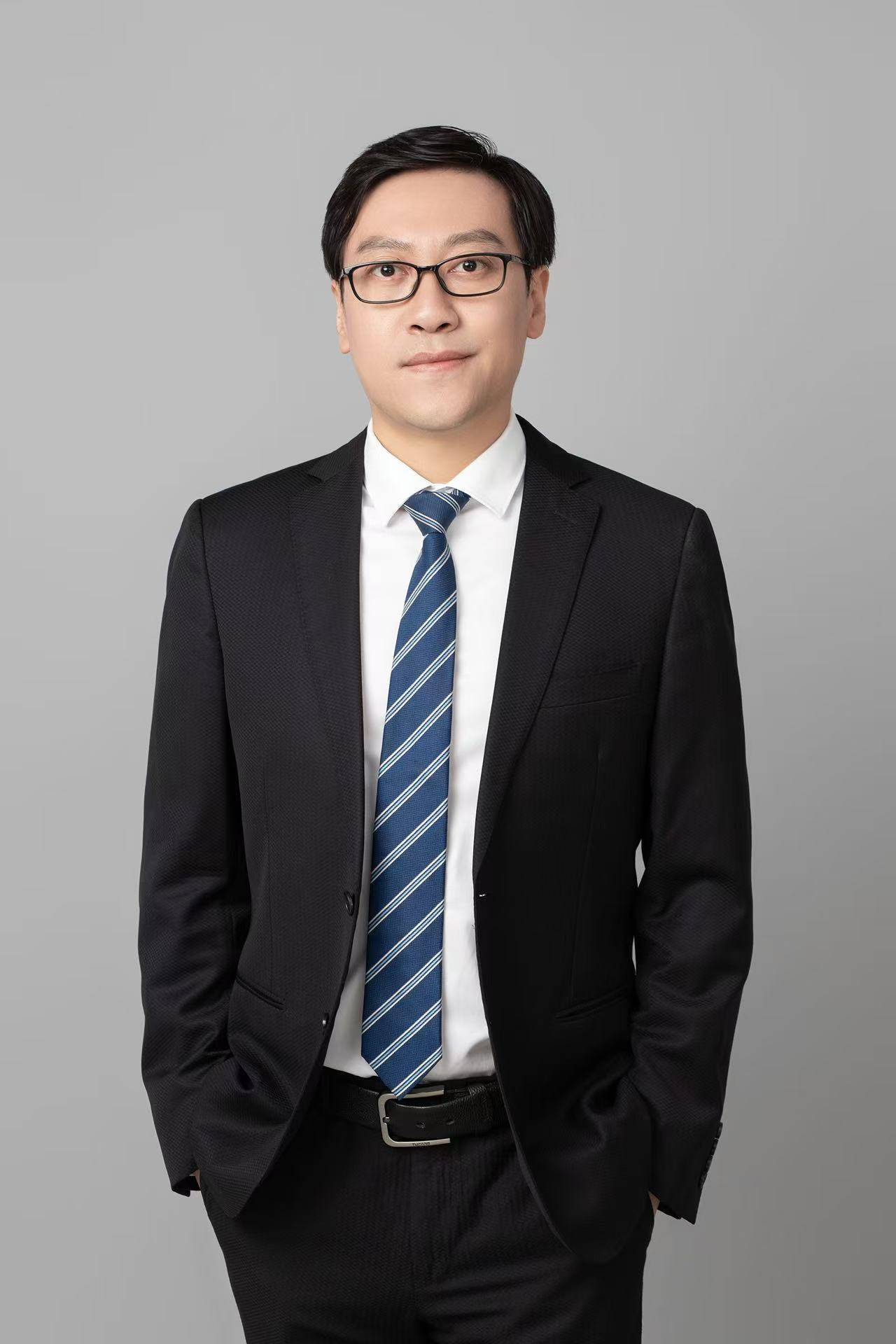 中信证券明明：2025年经济增速或定5%左右<strong></p>
<p>如何对冲货币贬值</strong>，房贷利率与限购政策存松动空间