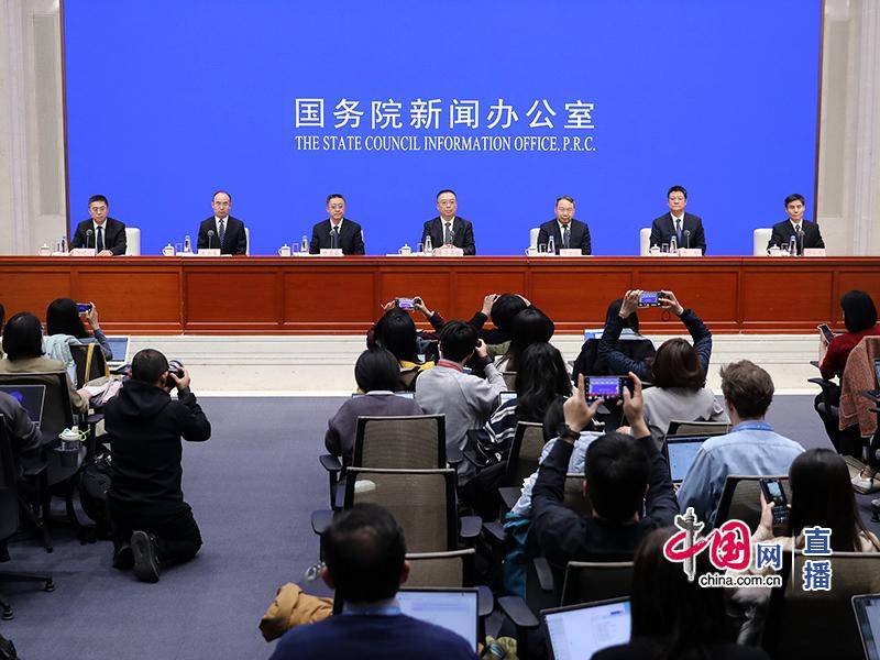 财政部：对<strong></p>
<p>如何发现软件漏洞</strong>我国居民使用个人消费贷款进行的重点领域消费给予一定贴息支持