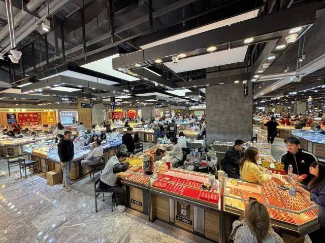 一夜爆火！大量门店突然涌现深圳街头！有人月售百万<strong></p>
<p>如何炒数字币</strong>，官方紧急提醒