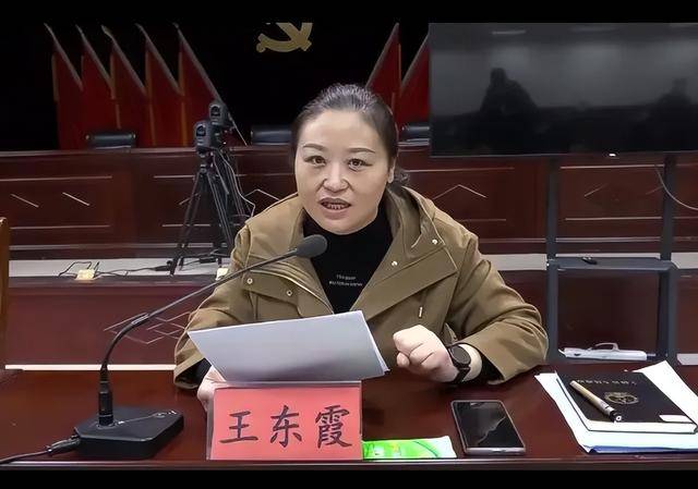 王东霞“刷白墙”<strong></p>
<p>如何购买eth币</strong>，详情披露