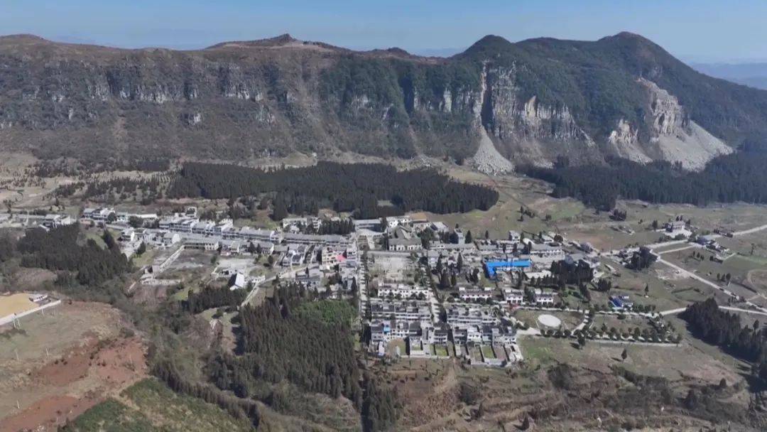 大山惊现6条裂缝<strong></p>
<p>如何购买eth币</strong>，附近100多户居民害怕垮塌晚上不敢睡觉！和煤矿开采有关！当地回应……