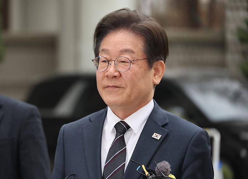 韩国大选时间初步敲定<strong></p>
<p>货币如何产生</strong>，新总统四选一？