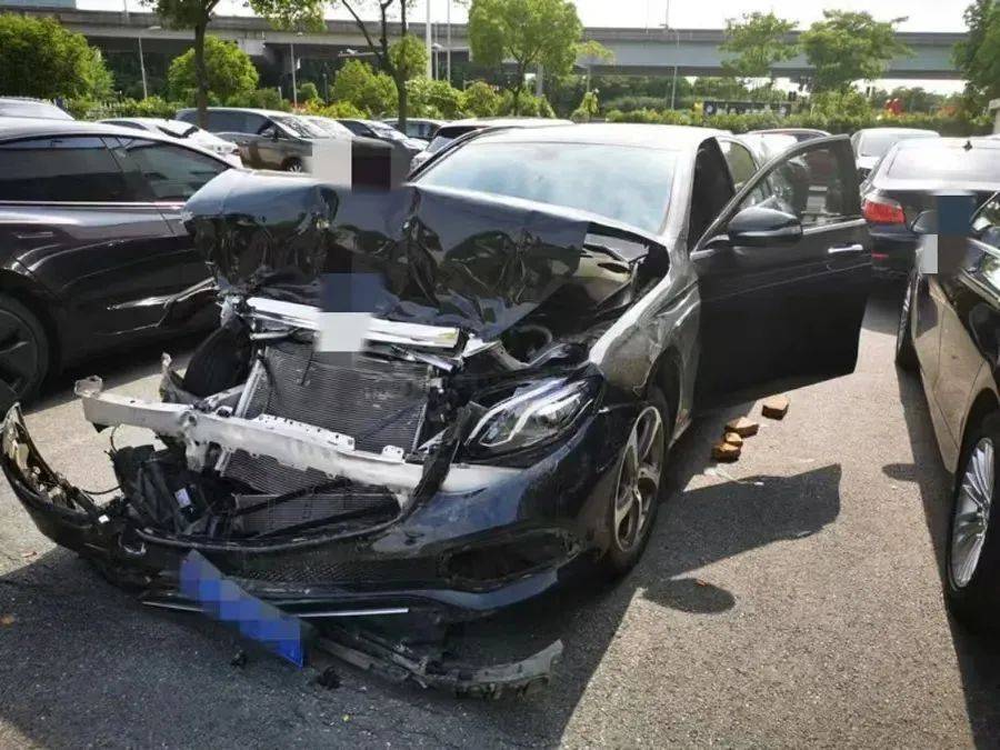 16次豪车被撞<strong></p>
<p>债券如何交易</strong>，都是全责！上海警方：有蹊跷