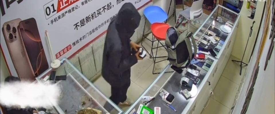 4名少年偷手机89部还发视频炫耀<strong></p>
<p>炒币如何看盘</strong>，店主：贼抓了又放，手机向谁要
