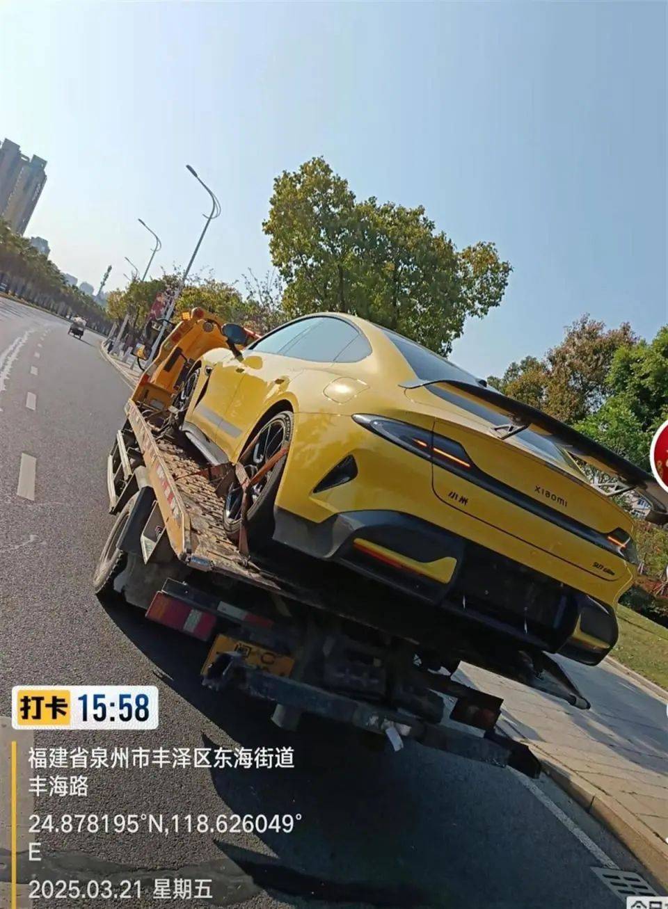 福建泉州一小米SU7 Ultra撞上电动车致26岁女生重伤<strong></p>
<p>币圈小白如何获取资讯</strong>，疑似受害者妹妹发声：姐姐送医治疗20余天，现已去世