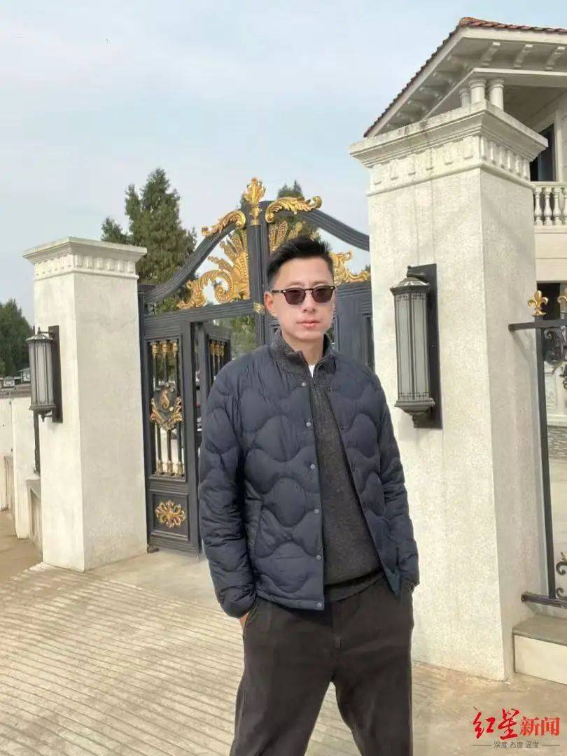 小伙搬砖9年攒200万<strong></p>
<p>电子货币如何交易</strong>，修别墅买车：宁愿不要这些钱，若时间倒流想好好读书